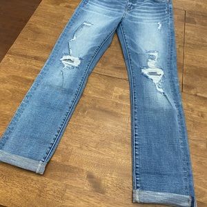 BKE Billie. Slim fit, high rise, distressed jean. Size 29.